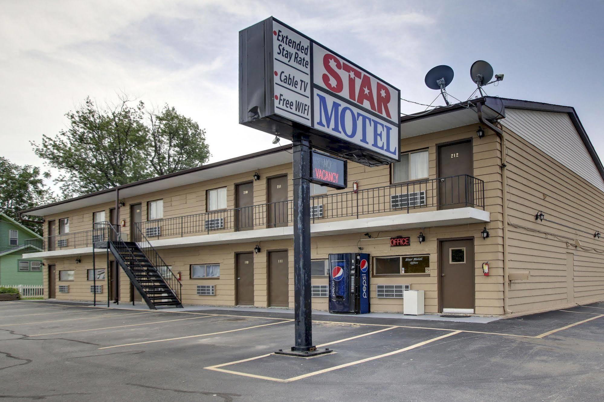 Star Motel Macomb Экстерьер фото